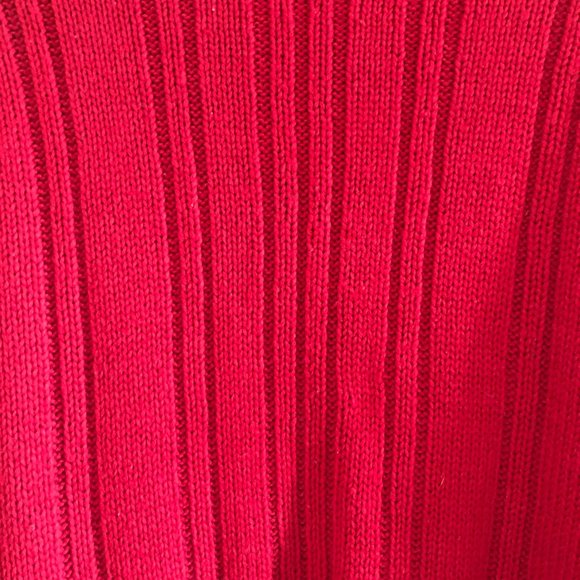 SOLD! 80s minimalist red cropped pullover turtleneck - Picture 4 of 4